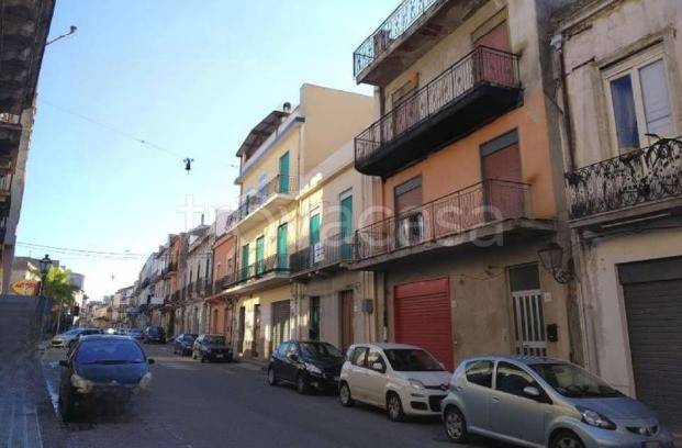 appartamento in vendita a Barcellona Pozzo di Gotto in zona Centro Città