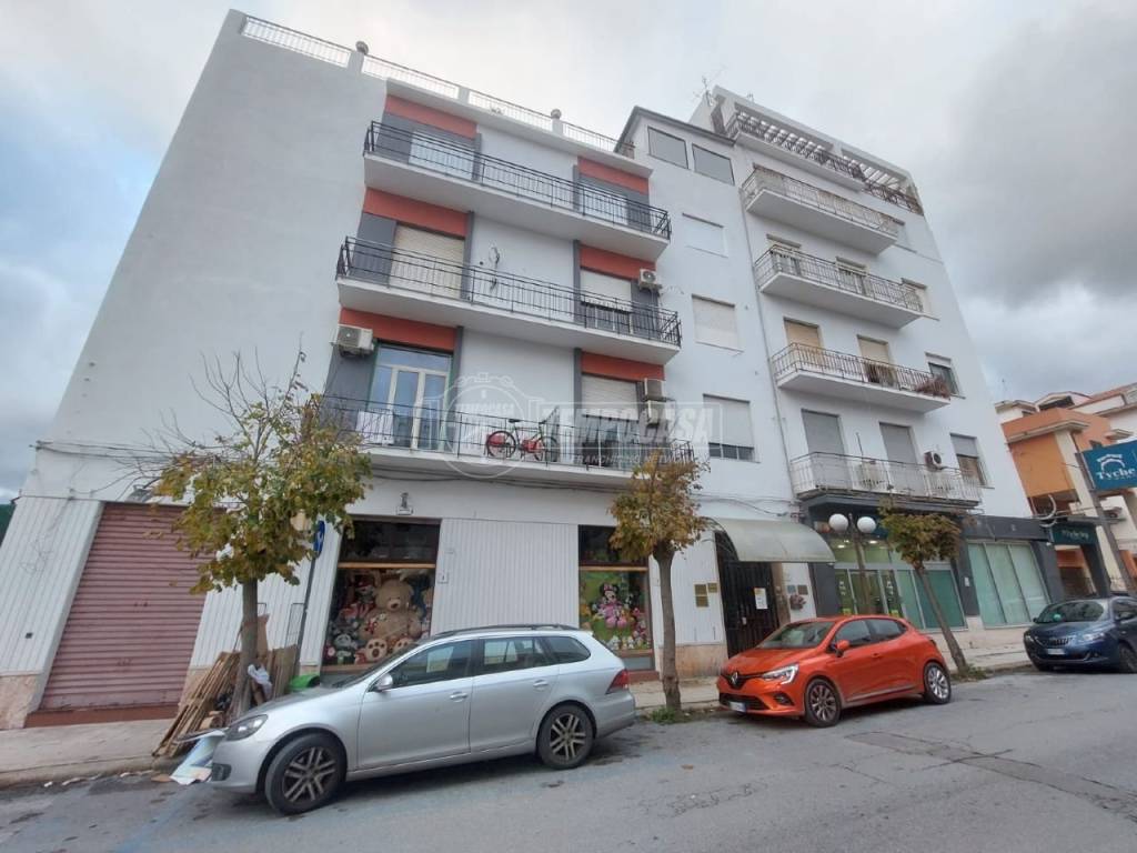 appartamento in vendita a Barcellona Pozzo di Gotto