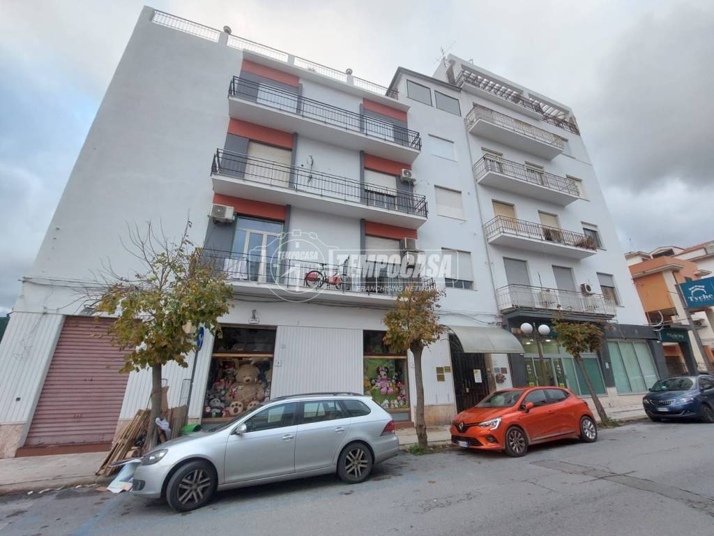 appartamento in vendita a Barcellona Pozzo di Gotto