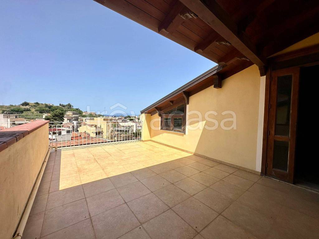 appartamento in vendita a Barcellona Pozzo di Gotto