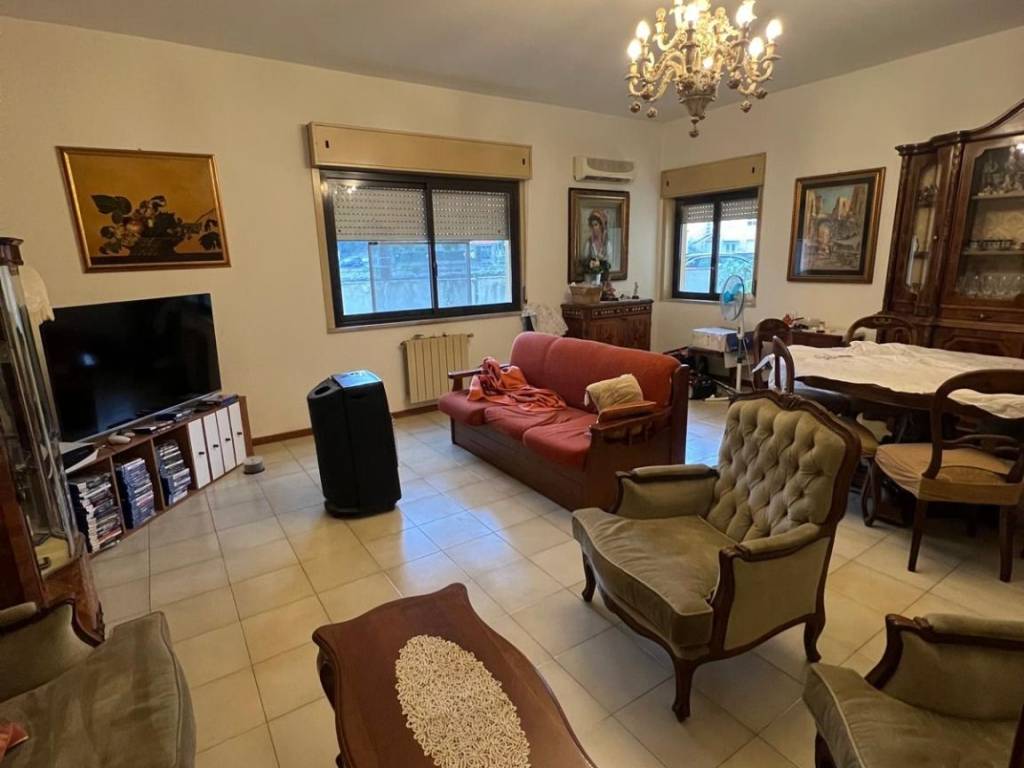 appartamento in vendita a Barcellona Pozzo di Gotto