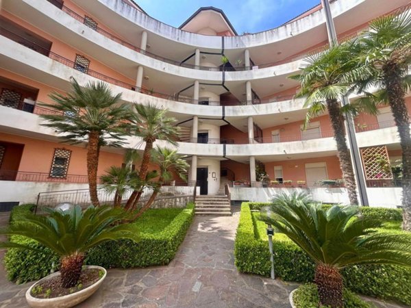 appartamento in vendita a Barcellona Pozzo di Gotto