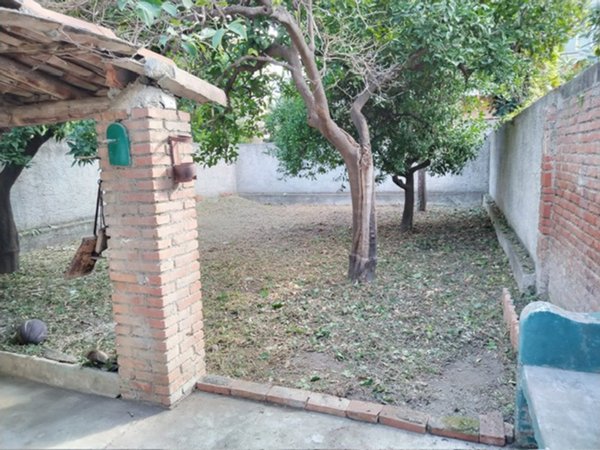 casa indipendente in vendita a Barcellona Pozzo di Gotto