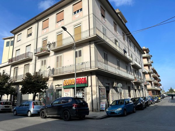 appartamento in vendita a Barcellona Pozzo di Gotto