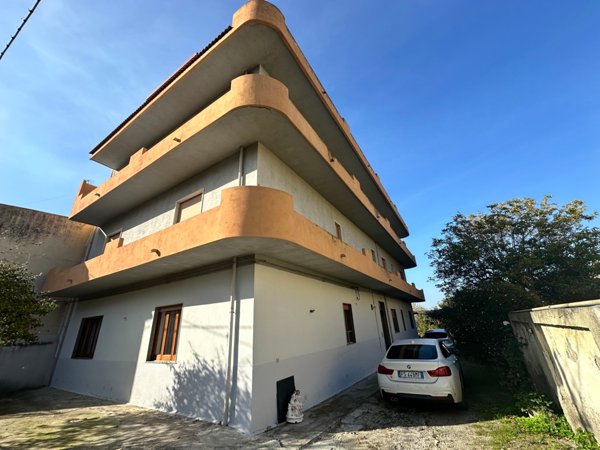 appartamento in vendita a Barcellona Pozzo di Gotto