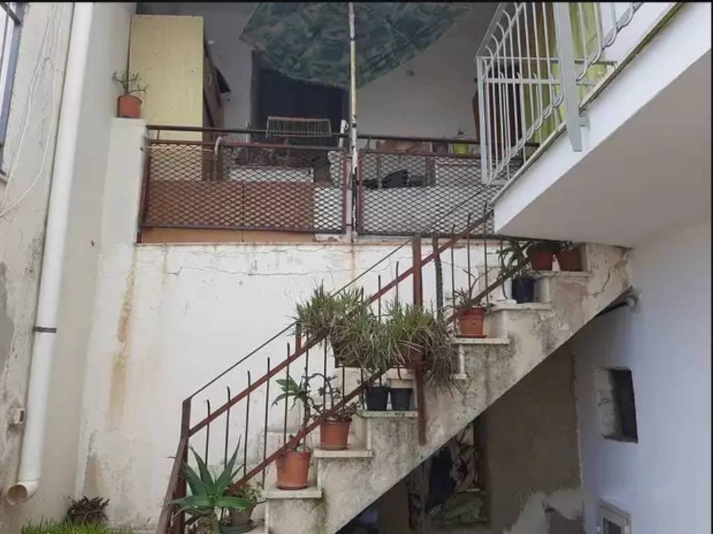 appartamento in vendita a Barcellona Pozzo di Gotto