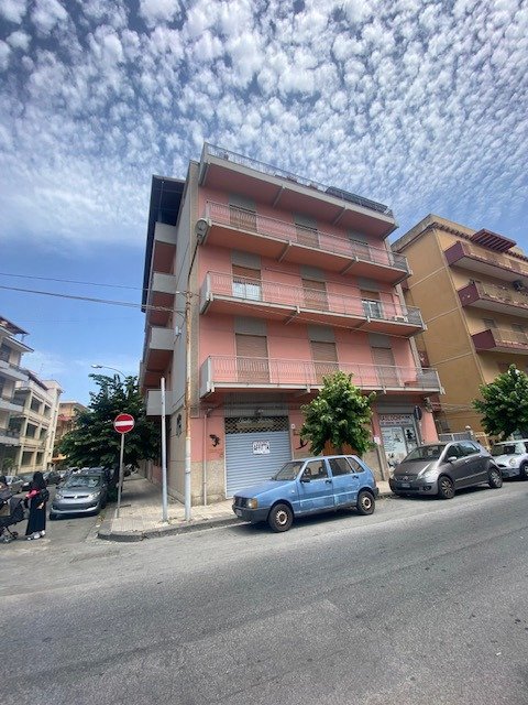 negozio in vendita a Barcellona Pozzo di Gotto