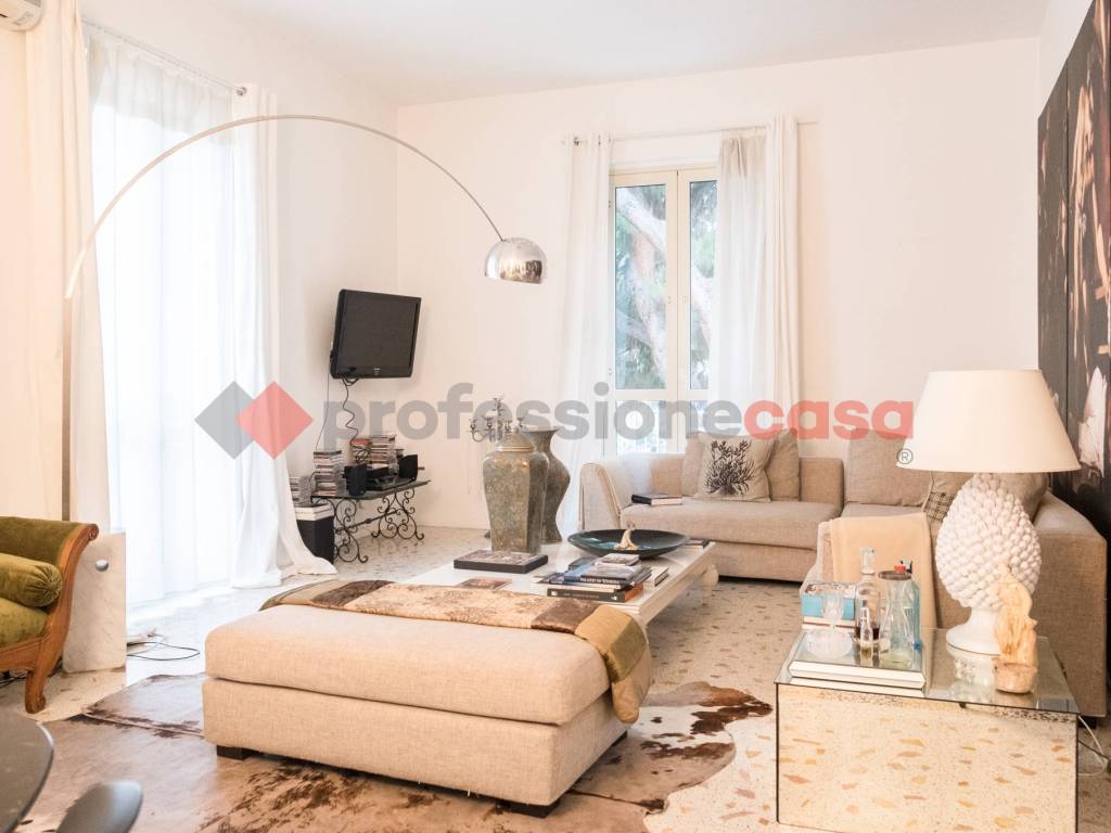 appartamento in vendita a Barcellona Pozzo di Gotto in zona Centro Città