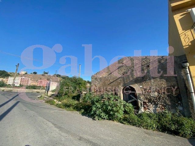 casa indipendente in vendita a Barcellona Pozzo di Gotto