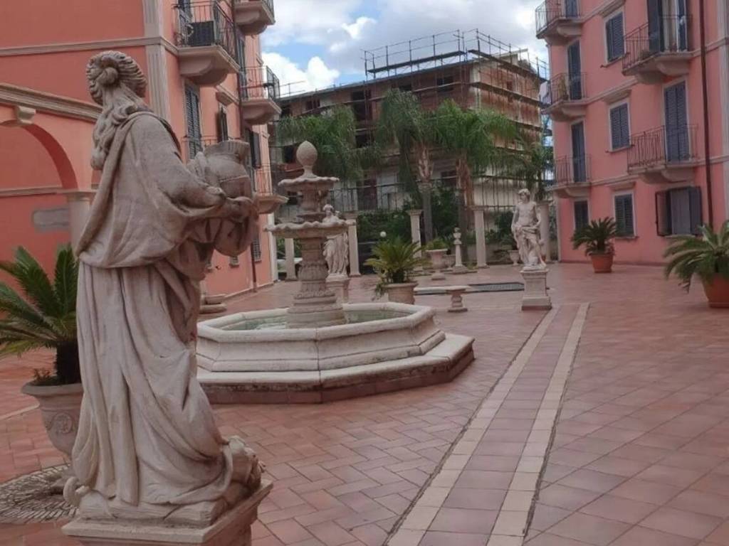 appartamento in vendita a Barcellona Pozzo di Gotto