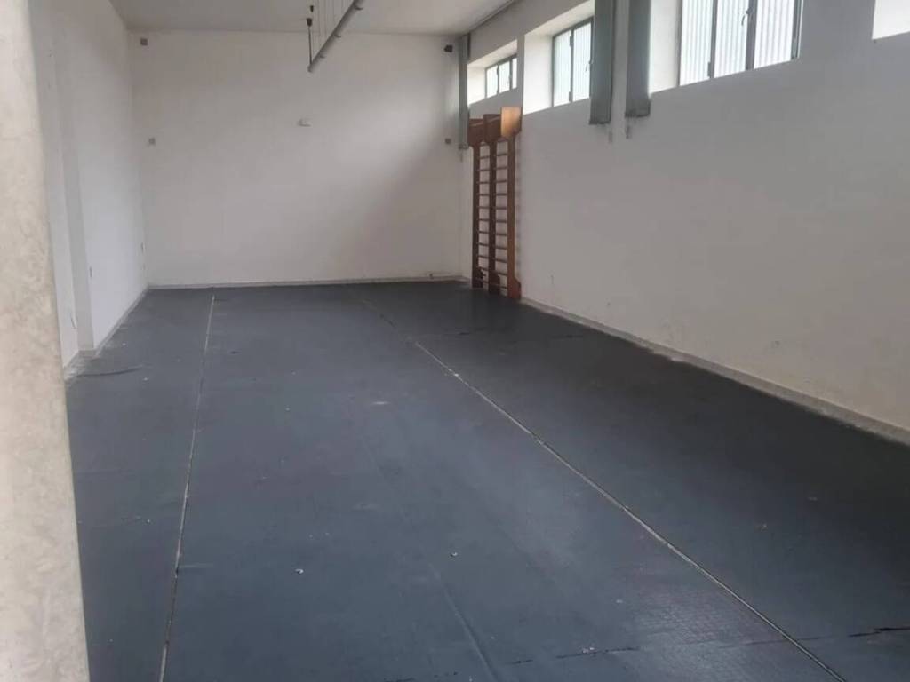 negozio in vendita a Barcellona Pozzo di Gotto