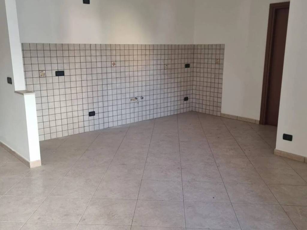 appartamento in vendita a Barcellona Pozzo di Gotto