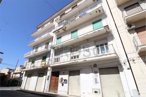 appartamento in vendita a Barcellona Pozzo di Gotto