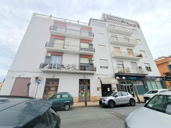 appartamento in vendita a Barcellona Pozzo di Gotto in zona Centro Città