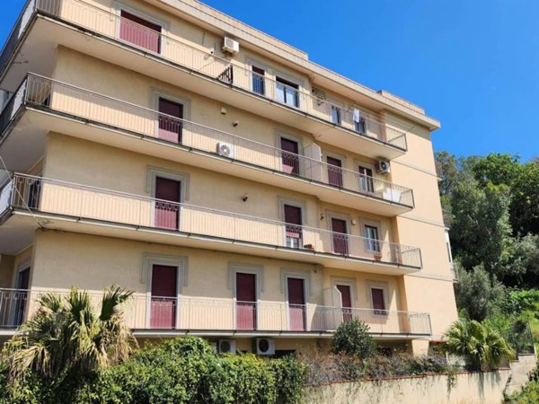 appartamento in vendita a Barcellona Pozzo di Gotto in zona Centro Città