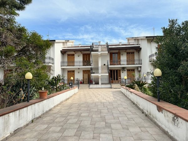appartamento in vendita a Barcellona Pozzo di Gotto