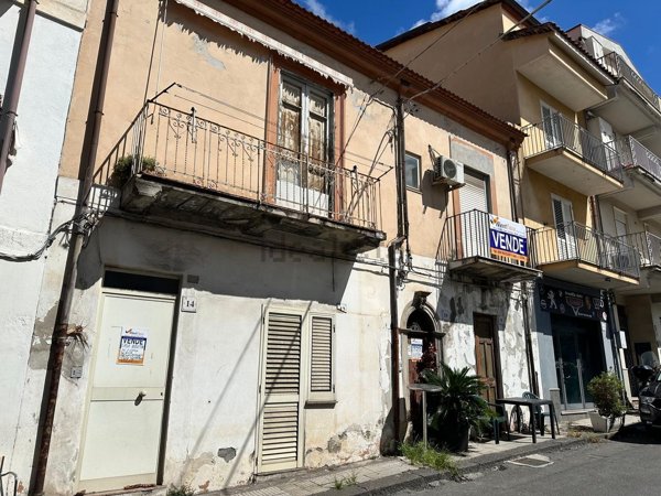 casa indipendente in vendita a Barcellona Pozzo di Gotto