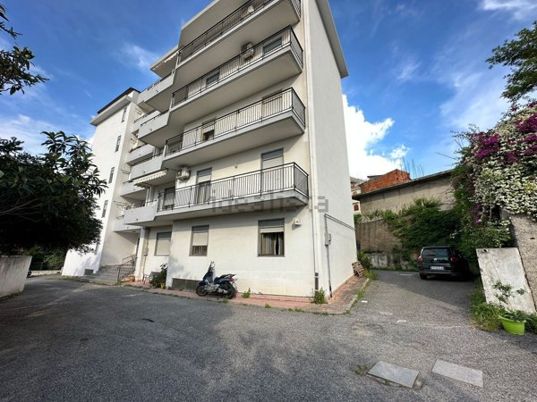 appartamento in vendita a Barcellona Pozzo di Gotto