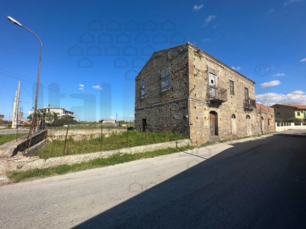 villa in vendita a Barcellona Pozzo di Gotto in zona Centro Città