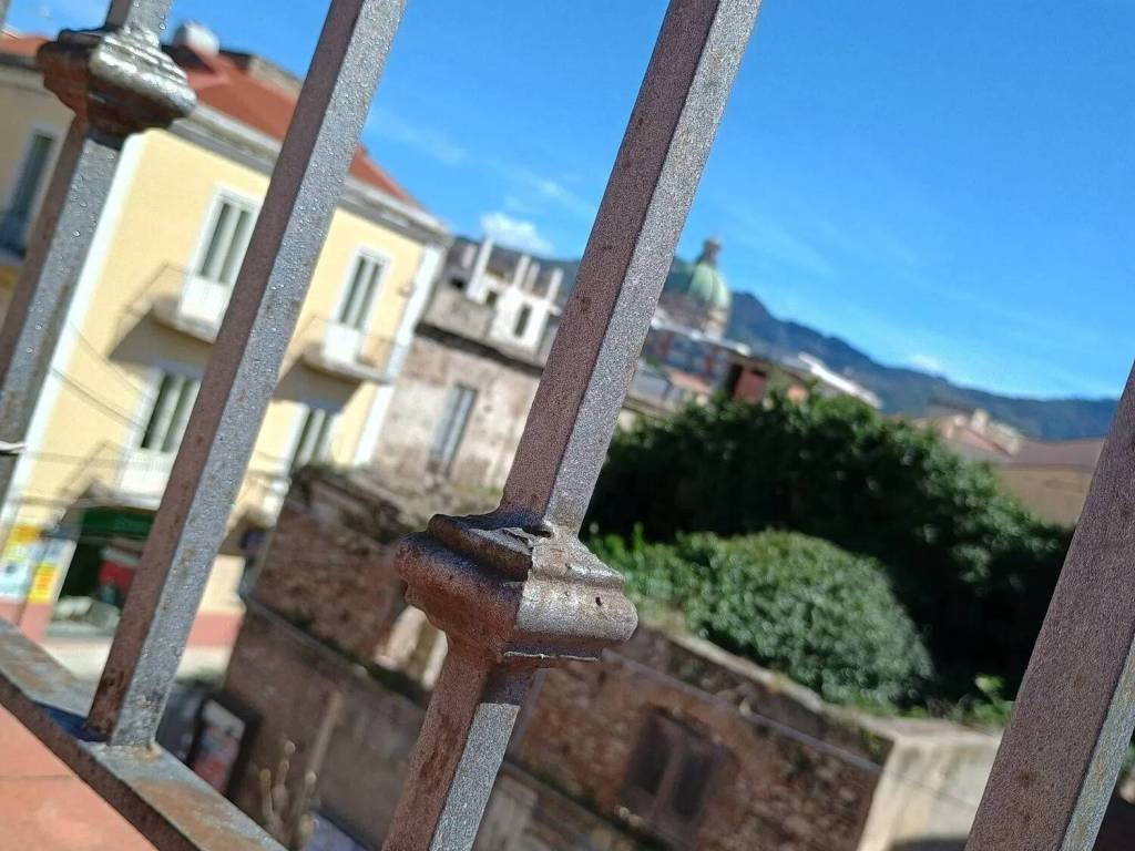 intera palazzina in vendita a Barcellona Pozzo di Gotto