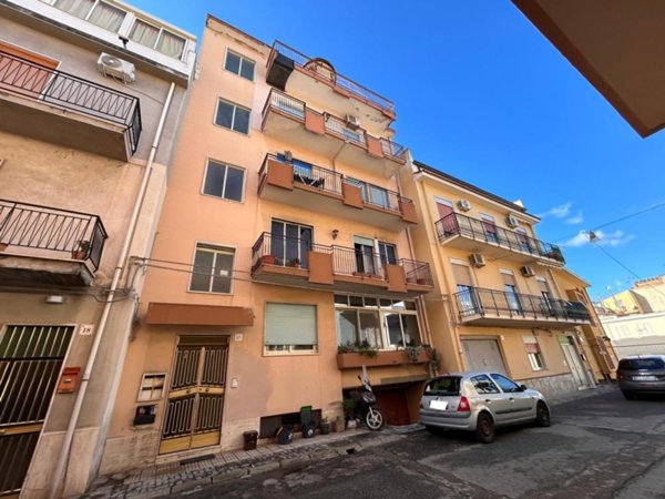 appartamento in vendita a Barcellona Pozzo di Gotto