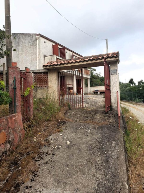 appartamento in vendita a Barcellona Pozzo di Gotto