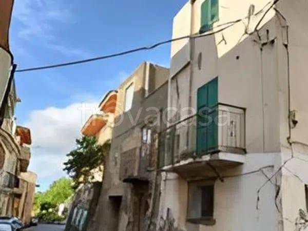 appartamento in vendita a Barcellona Pozzo di Gotto in zona Cannistrà