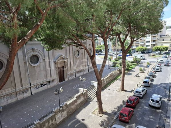 appartamento in vendita a Barcellona Pozzo di Gotto in zona Centro Città