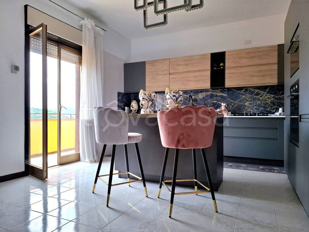 appartamento in vendita a Barcellona Pozzo di Gotto in zona Sant'Antonio