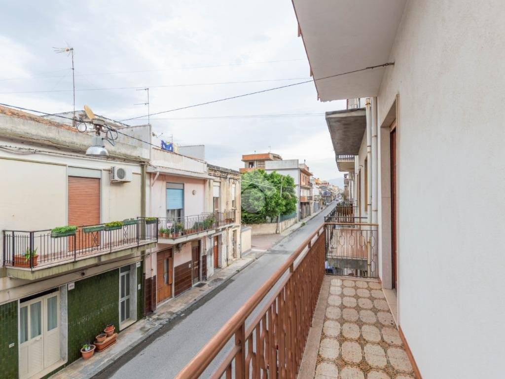 casa indipendente in vendita a Barcellona Pozzo di Gotto