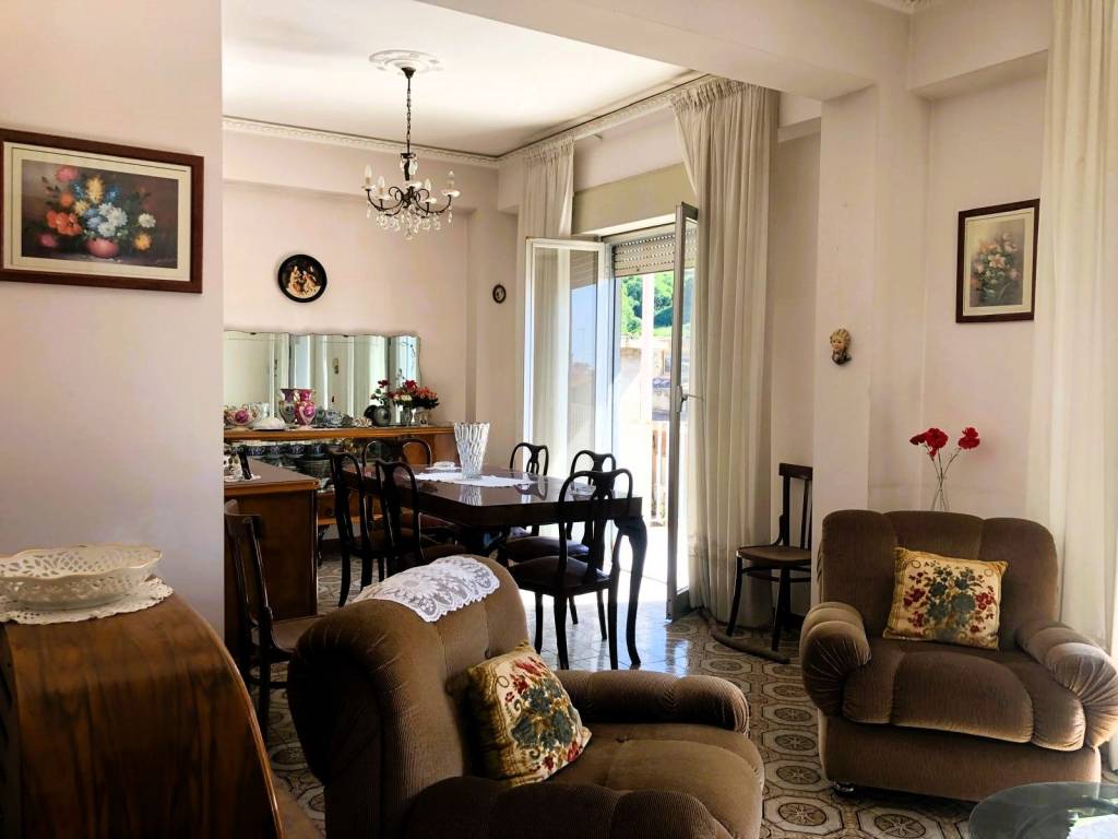 appartamento in vendita a Barcellona Pozzo di Gotto
