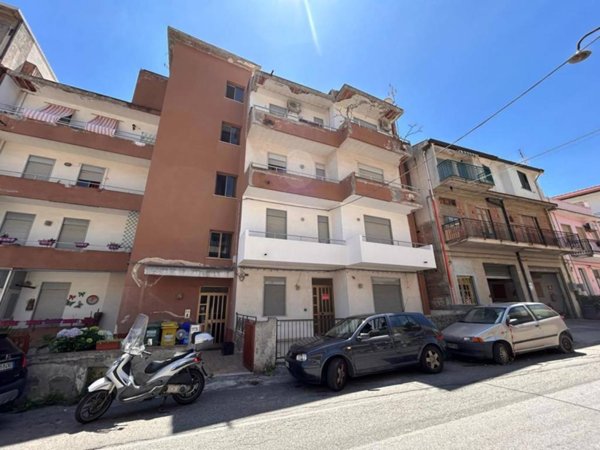 appartamento in vendita a Barcellona Pozzo di Gotto