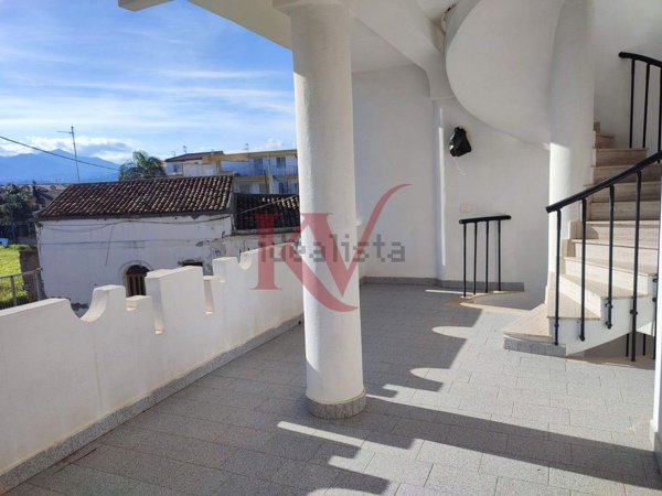 appartamento in vendita a Barcellona Pozzo di Gotto in zona Calderà/Spine Sante