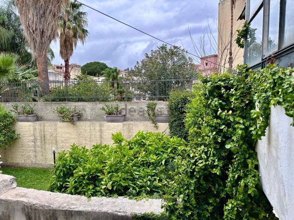 casa indipendente in vendita a Barcellona Pozzo di Gotto in zona Centro Città