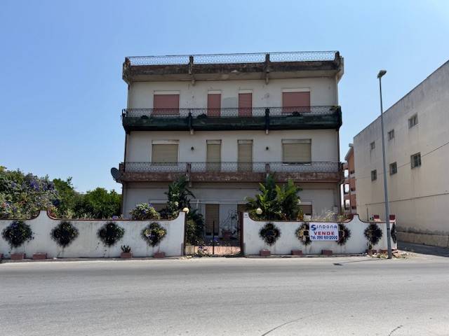 appartamento in vendita a Barcellona Pozzo di Gotto