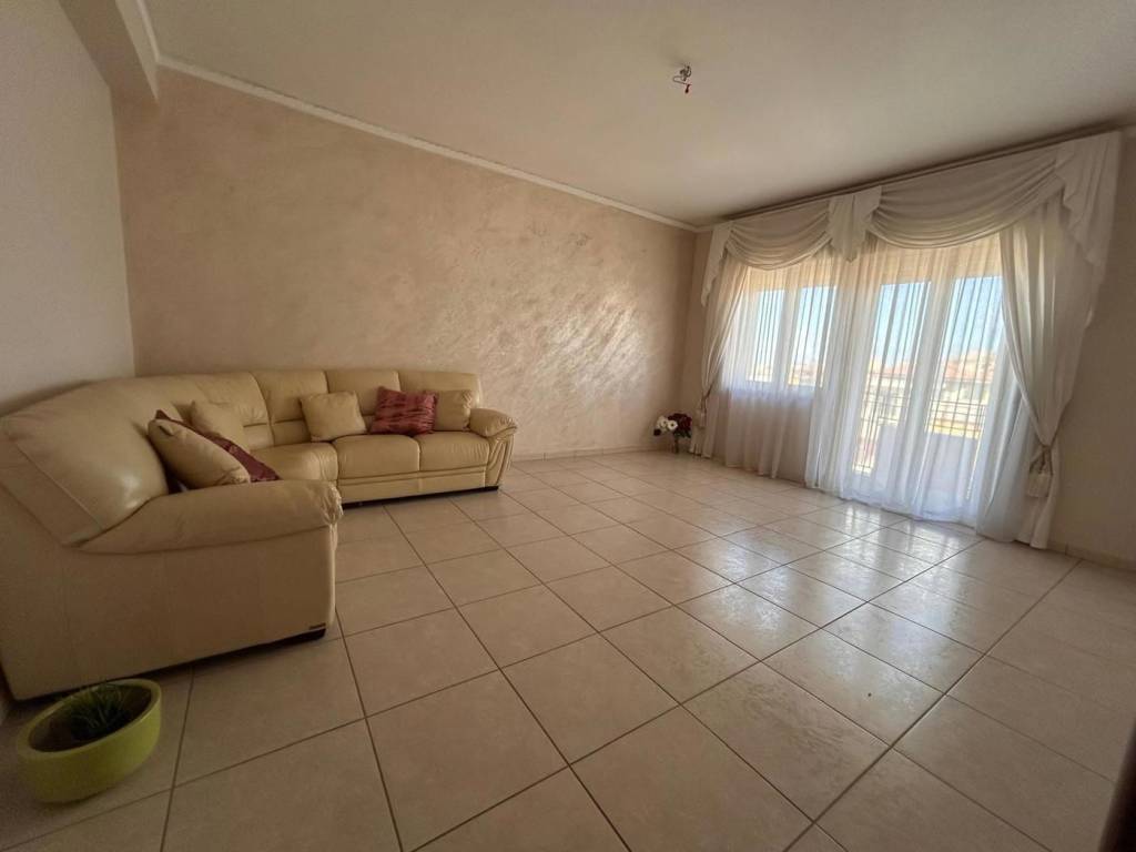 appartamento in vendita a Barcellona Pozzo di Gotto