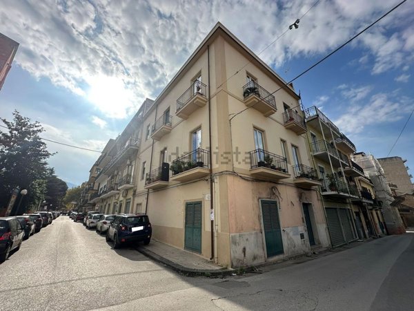 trivano in vendita a Barcellona Pozzo di Gotto