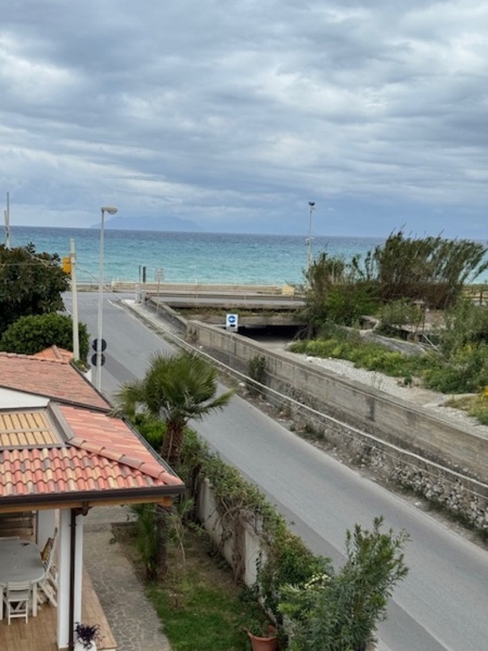 casa indipendente a Barcellona Pozzo di Gotto in zona Calderà/Spine Sante