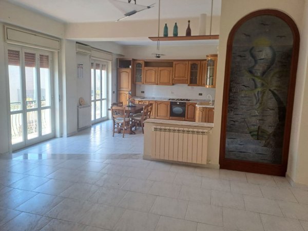 appartamento in vendita a Barcellona Pozzo di Gotto