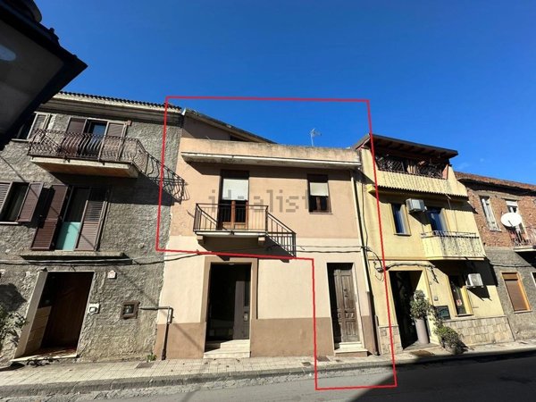 casa indipendente in vendita a Barcellona Pozzo di Gotto