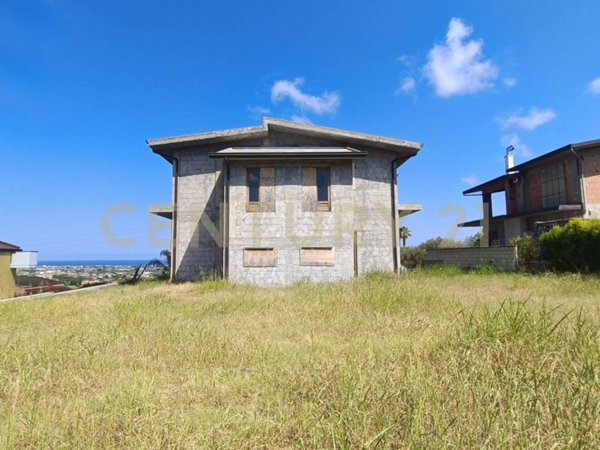 casa indipendente in vendita a Barcellona Pozzo di Gotto
