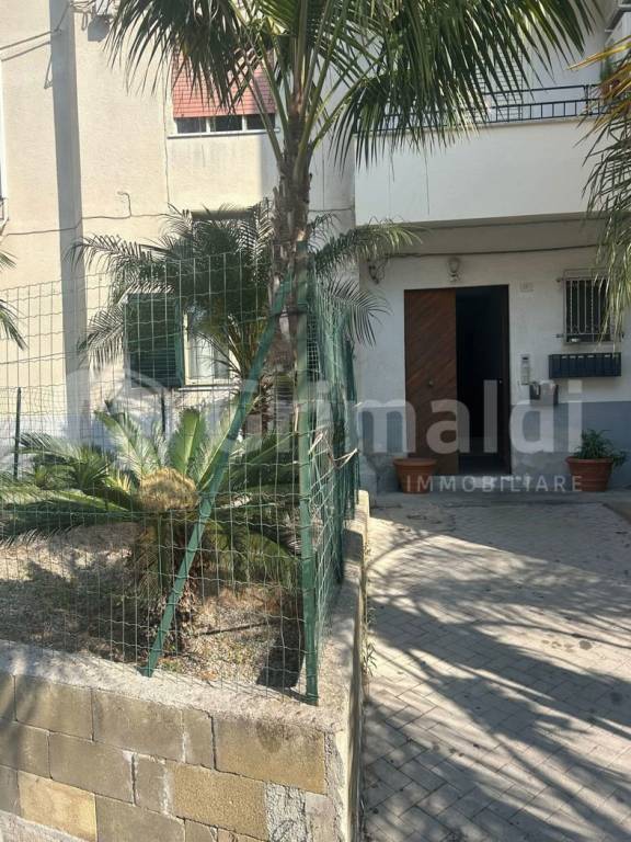 appartamento in vendita a Barcellona Pozzo di Gotto