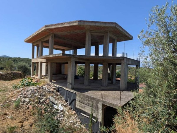 casa indipendente in vendita a Barcellona Pozzo di Gotto in zona Centineo