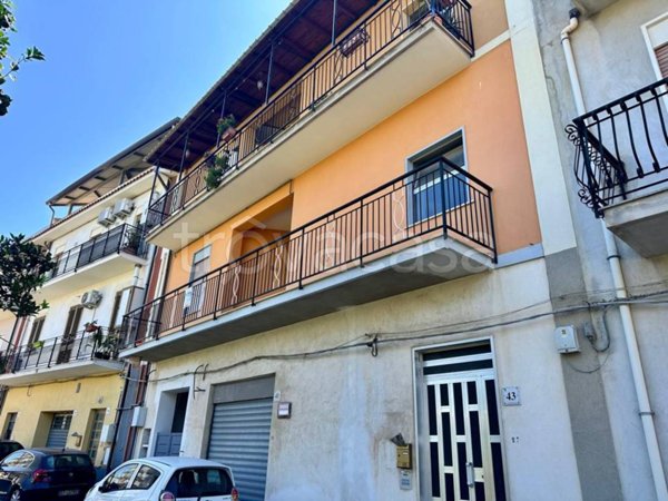 appartamento in vendita a Barcellona Pozzo di Gotto