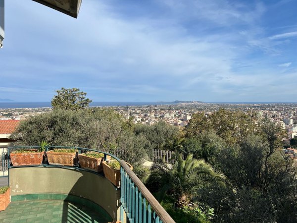 casa indipendente in vendita a Barcellona Pozzo di Gotto