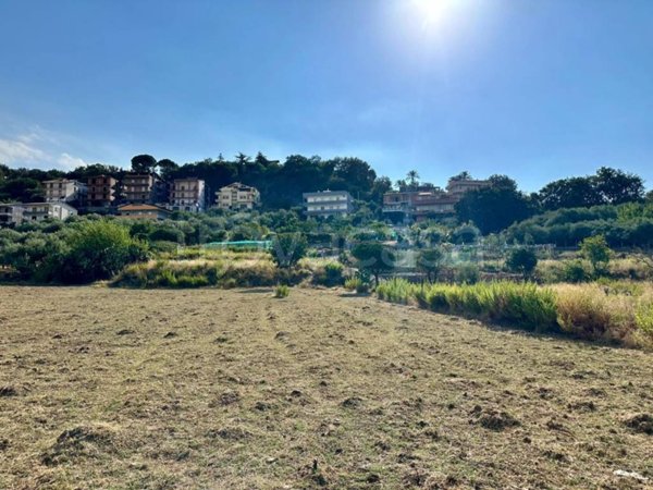 terreno agricolo in vendita a Barcellona Pozzo di Gotto in zona Centro Città
