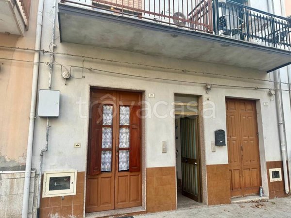 casa indipendente in vendita a Barcellona Pozzo di Gotto