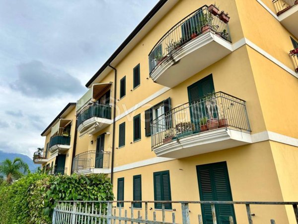 appartamento in vendita a Barcellona Pozzo di Gotto