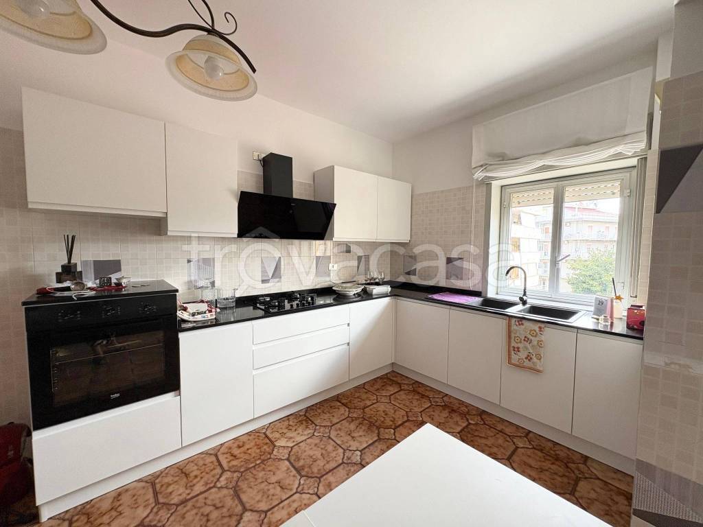 appartamento in vendita a Barcellona Pozzo di Gotto