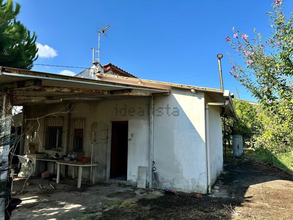 casa indipendente in vendita a Barcellona Pozzo di Gotto in zona Acquacalda